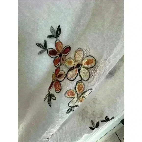 Pool To Party Embroidered Floral Kimono Swimsuit Coverup Subtle Luxury OS - Picture 4 of 13